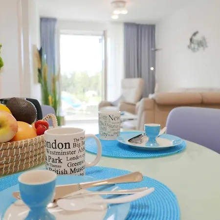 Apartment Ensemble 11 Blau Baabe