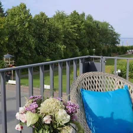 Apartment Ensemble 11 Blaue Lagune Ref. 211410 *